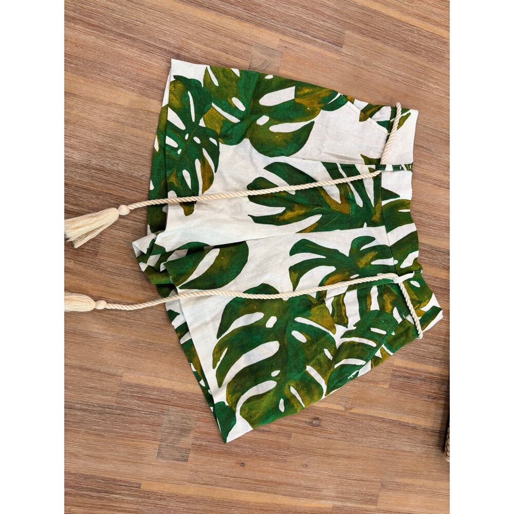 Joie Tropical Print Linen Shorts with Tassles Size Small - Picture 2 of 9